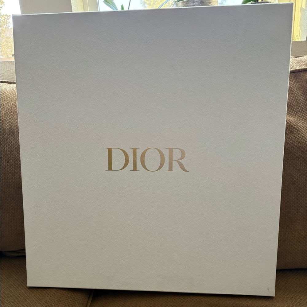 Dior Luxurious White and Gold Gift Box